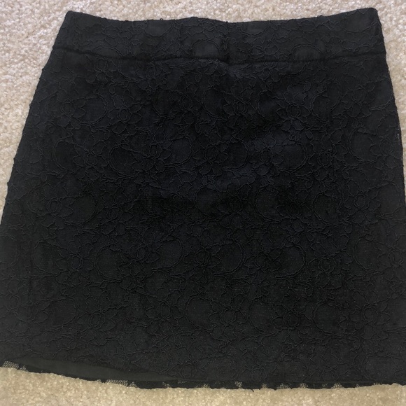 Black lace skirt - Picture 1 of 1